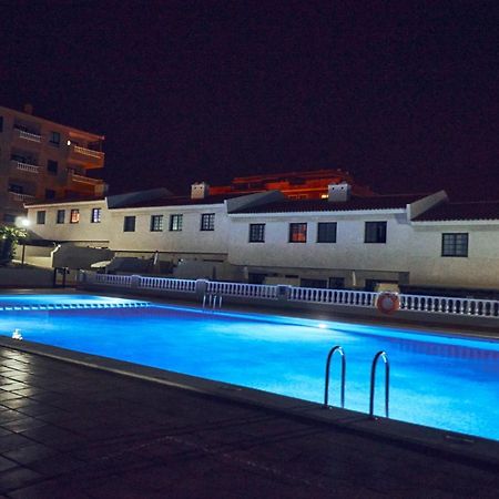 Luxury House In El Medano Apartment Exterior photo